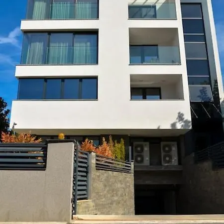 Brand New Stylish On Perfect Location *