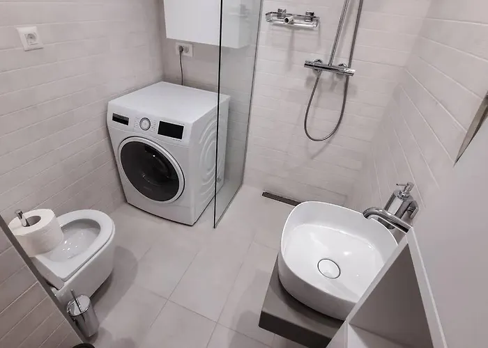 Brand New Stylish On Perfect Location *