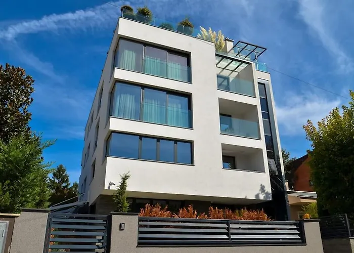 Brand New Stylish On Perfect Location *