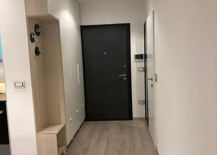 Апартаменти Brand New Stylish On Perfect Location *